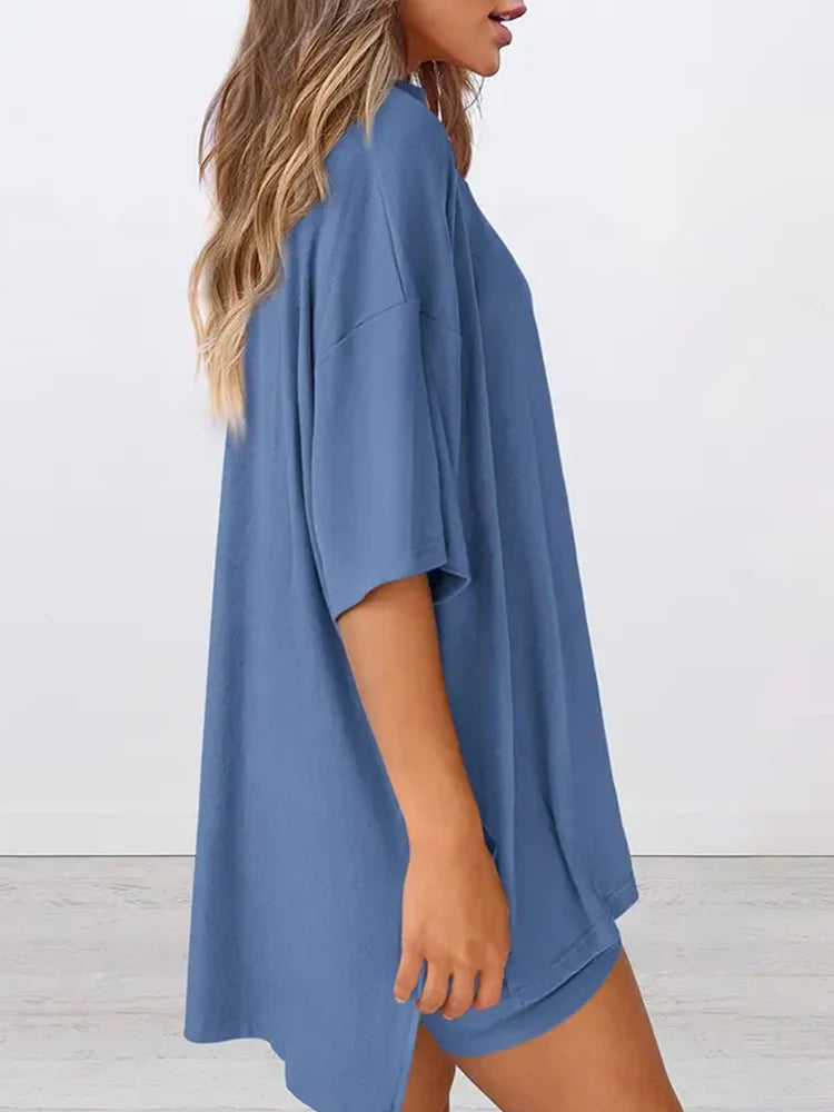 Women’s Casual Oversized 2-Piece Set – Crewneck Top & Split Hem Design