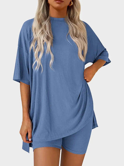 Women’s Casual Oversized 2-Piece Set – Crewneck Top & Split Hem Design