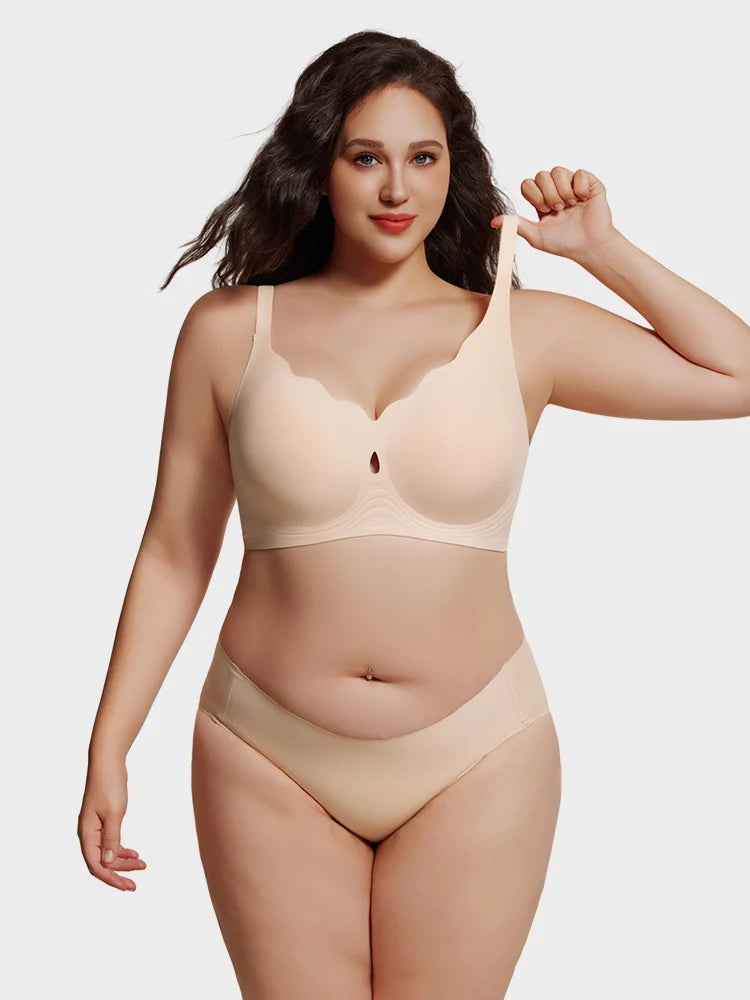 Plus Size Seamless Wireless Full Coverage Bra for Women – Scalloped Neck Soft Lift Comfort Bra