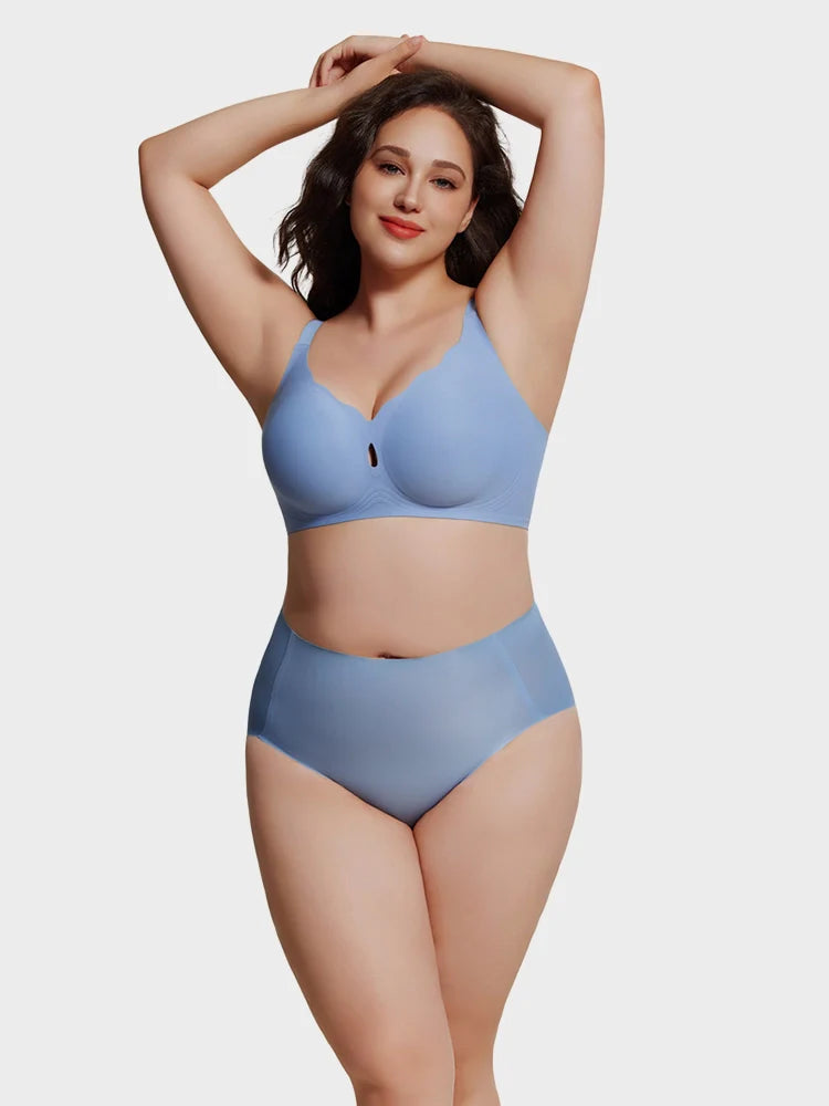 Plus Size Seamless Wireless Full Coverage Bra for Women – Scalloped Neck Soft Lift Comfort Bra