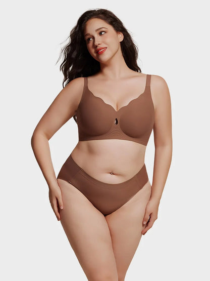 Plus Size Seamless Wireless Full Coverage Bra for Women – Scalloped Neck Soft Lift Comfort Bra