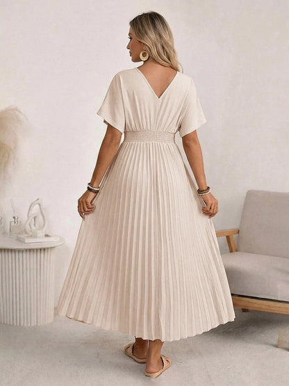 Women's V Neck Pleated Maxi Dress