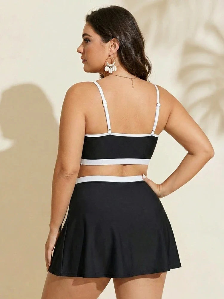 Colorblock U-Neck 2-Piece Swim Set with Slit Skirt